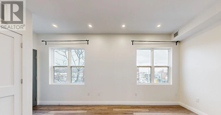 3-254 Armadale Avenue, Toronto, ON, M6S 3K4 - 8