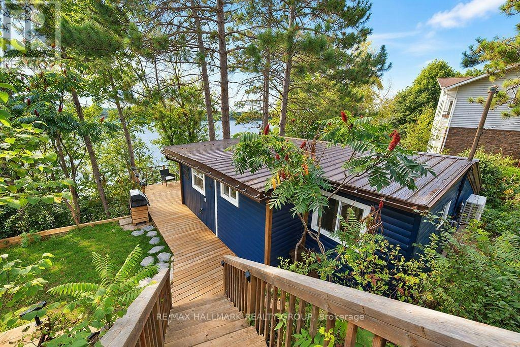 555 Island View Drive, North Algona Wilberforce, ON, K0J 1X0