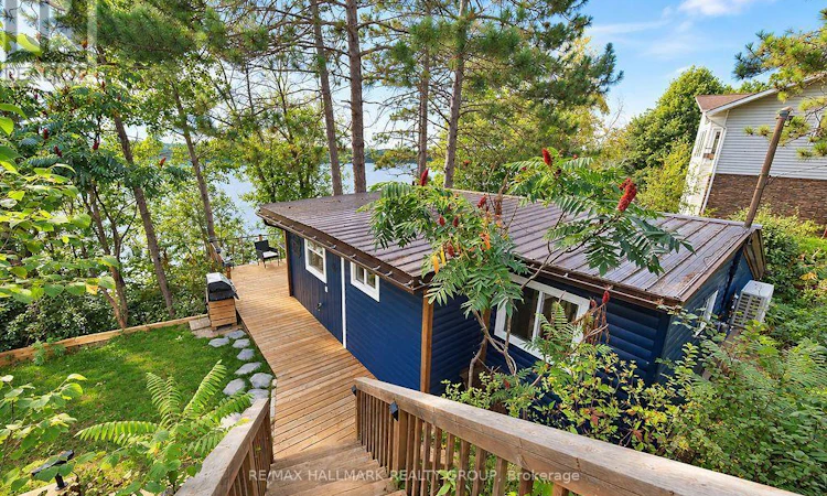 555 Island View Drive