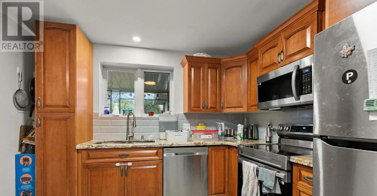 692 Claude Street, Ottawa, ON, K1K 2S2 - 3