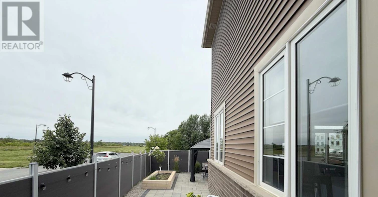 570 Clemency Crescent, Ottawa, ON, K2J 6R8 - 3