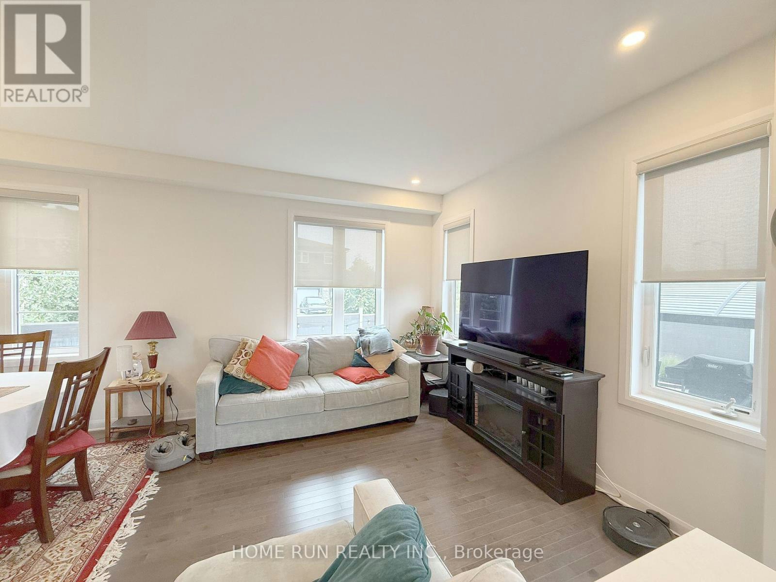 570 Clemency Crescent, Ottawa, ON, K2J 6R8 - 10