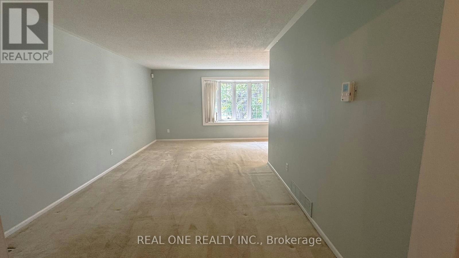 35 Corning Road, Toronto, ON, M2J 2L6 - 6