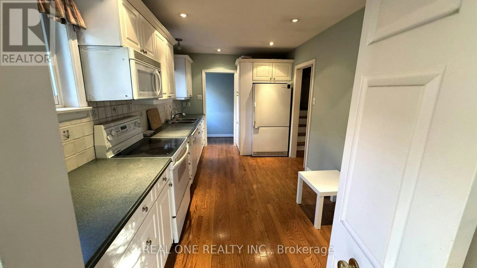 35 Corning Road, Toronto, ON, M2J 2L6 - 29