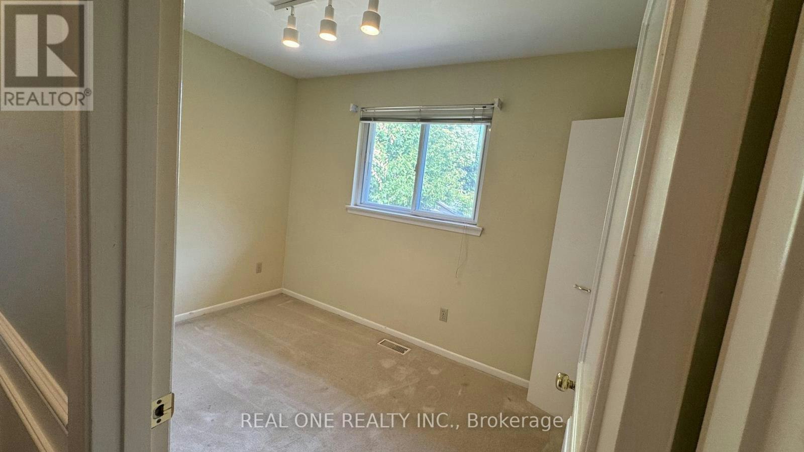 35 Corning Road, Toronto, ON, M2J 2L6 - 23