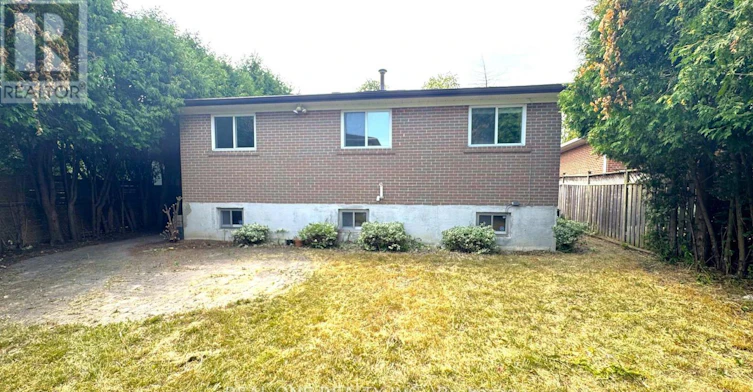 35 Corning Road, Toronto, ON, M2J 2L6 - 40