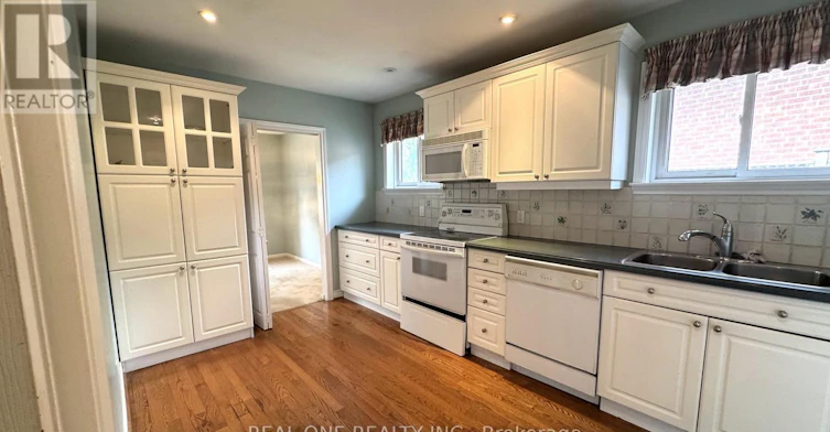 35 Corning Road, Toronto, ON, M2J 2L6 - 10