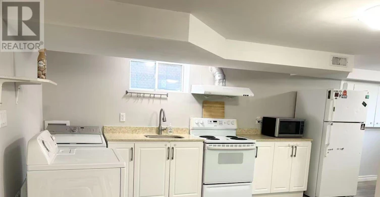 157 Hillcrest Drive, Whitby, ON, L1N 3C3 - 3