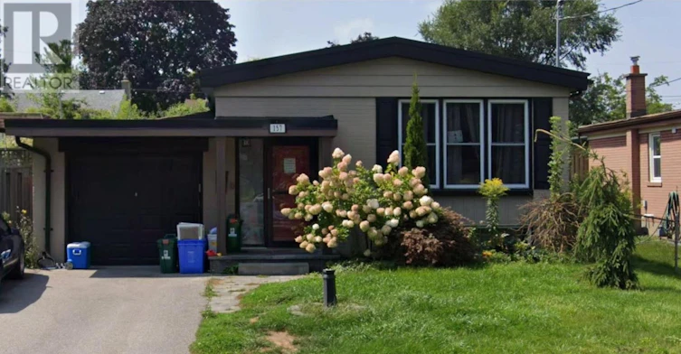 157 Hillcrest Drive, Whitby, ON, L1N 3C3