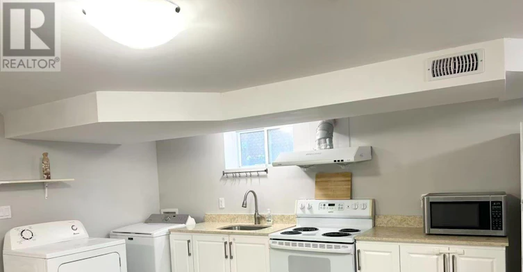157 Hillcrest Drive, Whitby, ON, L1N 3C3 - 2