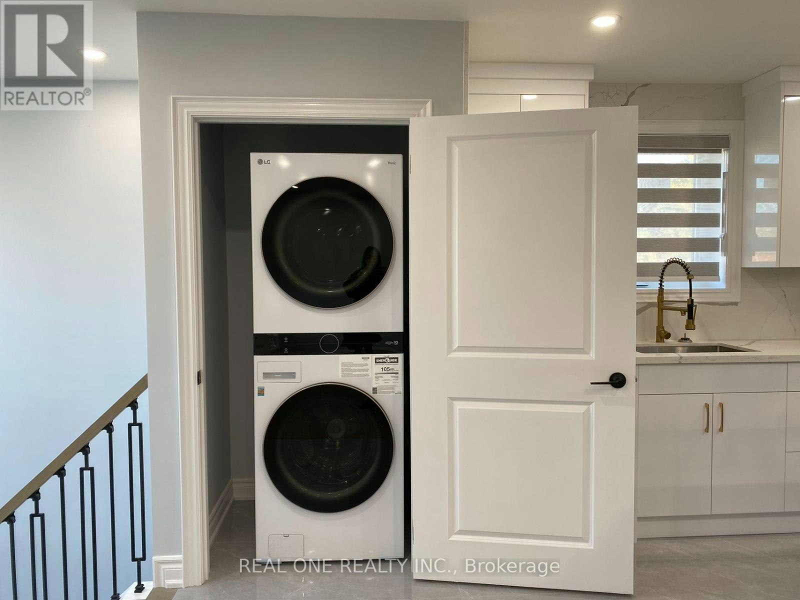 ROOM U2-1186 Shadeland Drive, Mississauga, ON, L5C 1P4 - 8