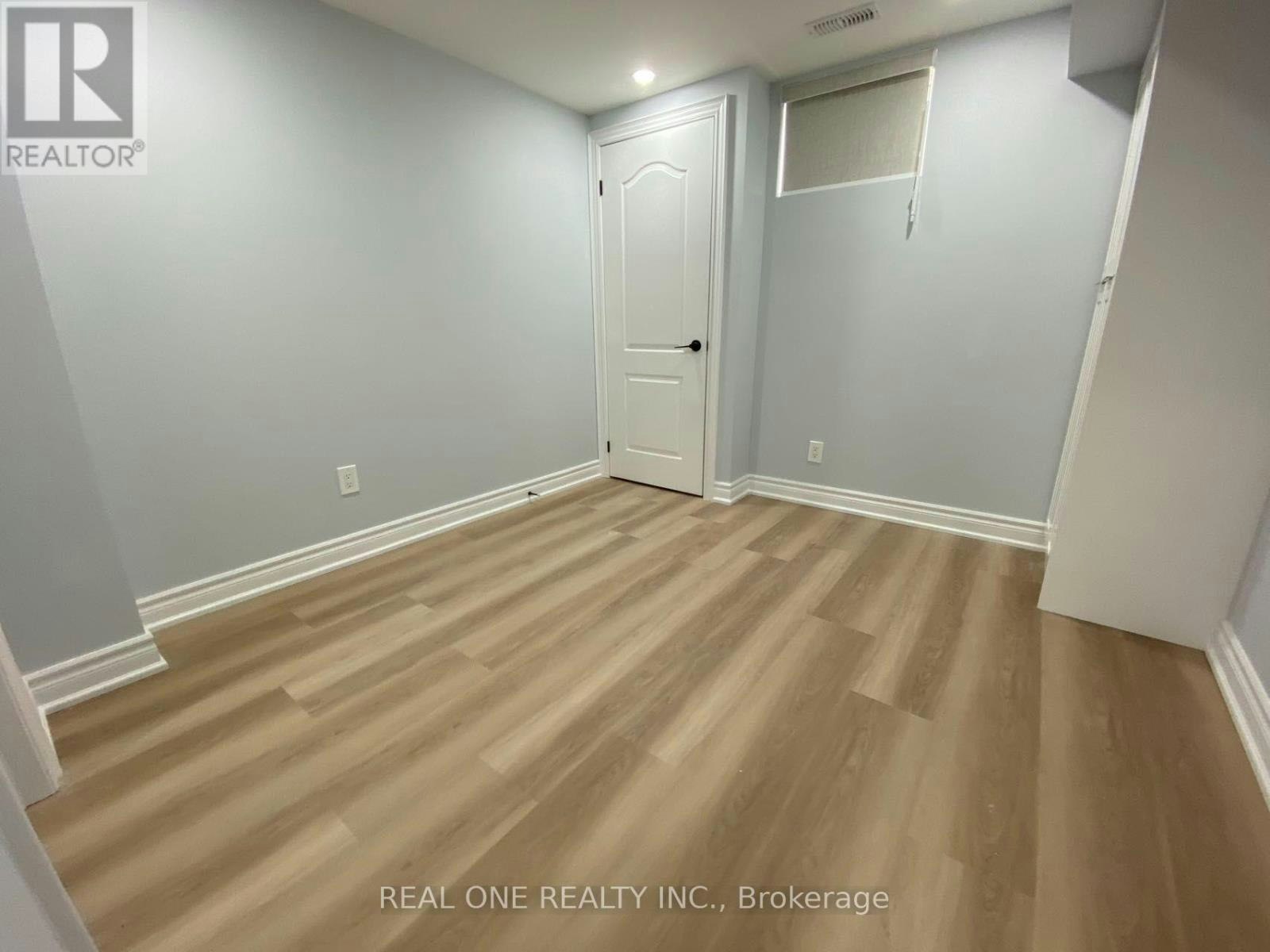 ROOM L1-1186 Shadeland Drive, Mississauga, ON, L5C 1P4 - 7