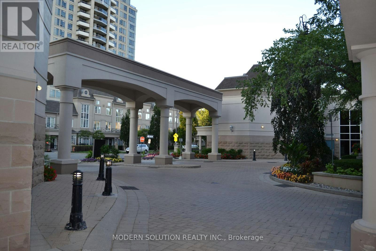 610-1 Rean Drive, Toronto, ON, M2K 1H1 - 32