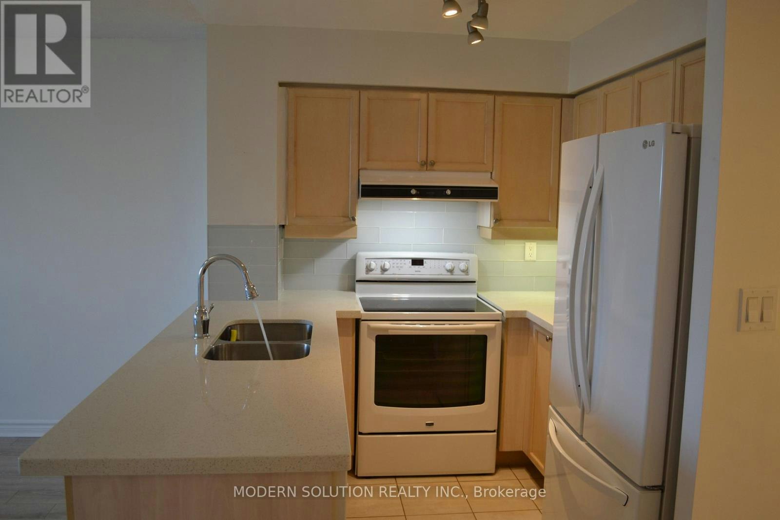 610-1 Rean Drive, Toronto, ON, M2K 1H1 - 13