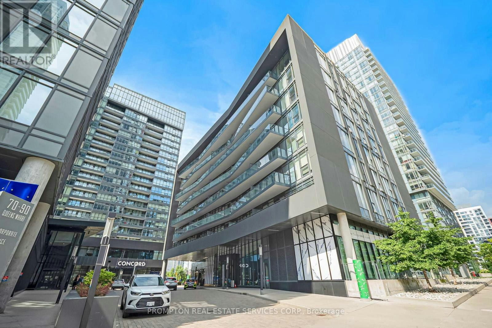208-90 Queens Wharf Road, Toronto, ON, M5V 0E6