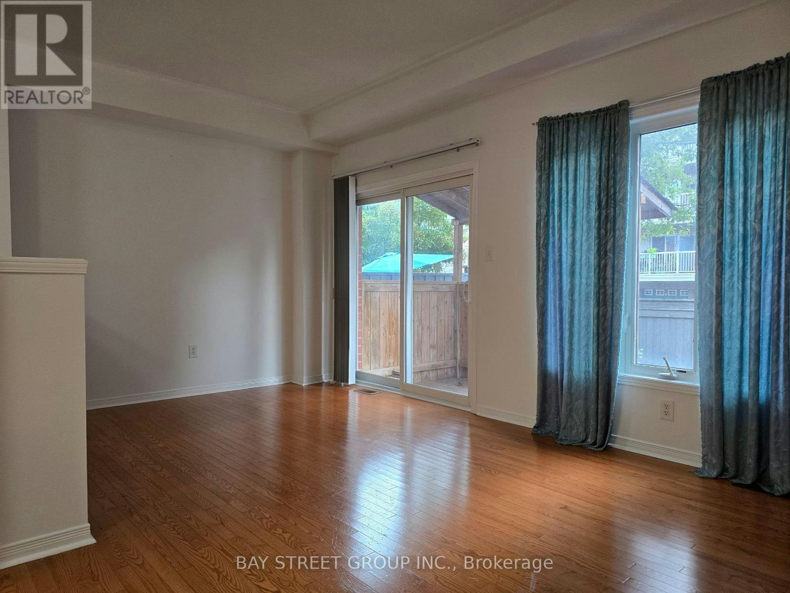 88 Dairy Drive, Toronto, ON, M1L 0E9 - 8