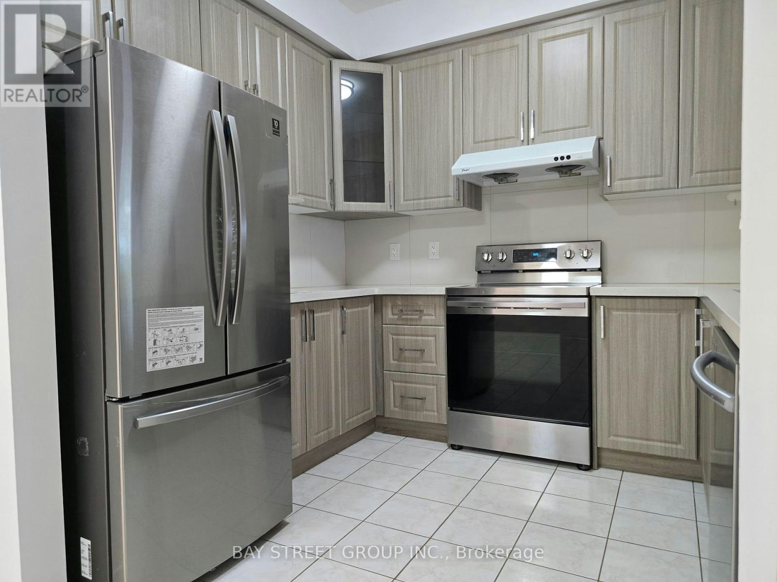 88 Dairy Drive, Toronto, ON, M1L 0E9 - 5