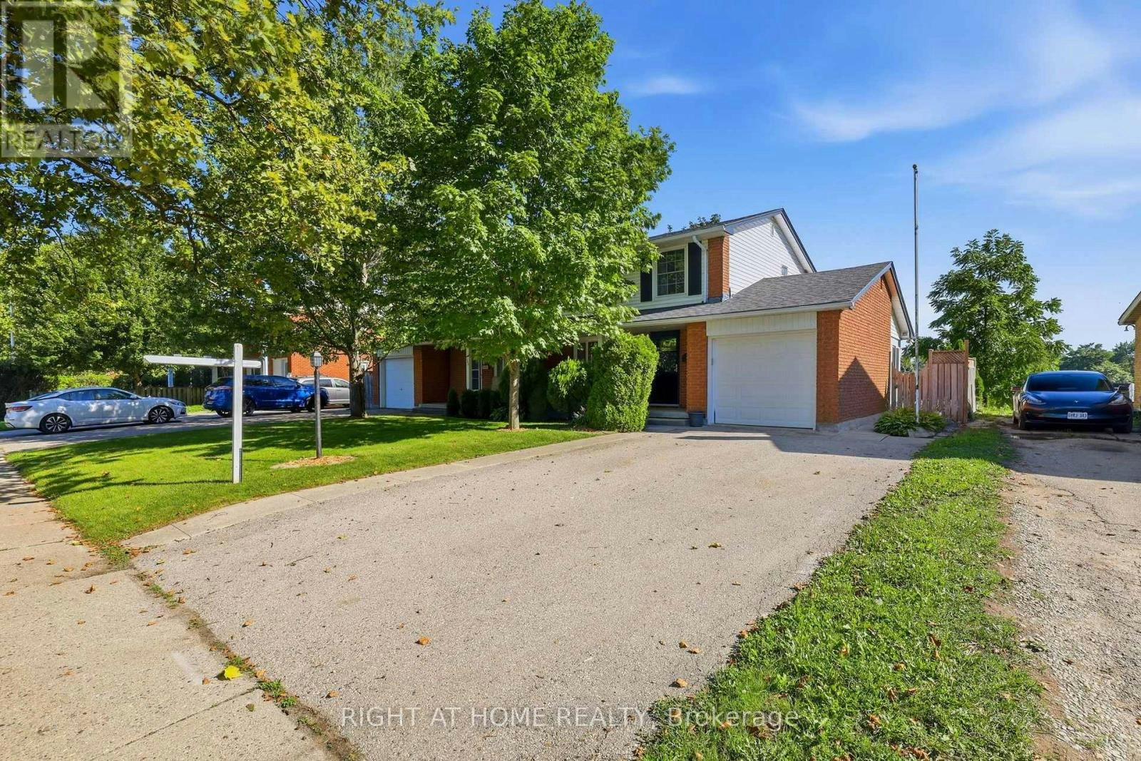724 Notre Dame Drive, London, ON, N6J 3B6