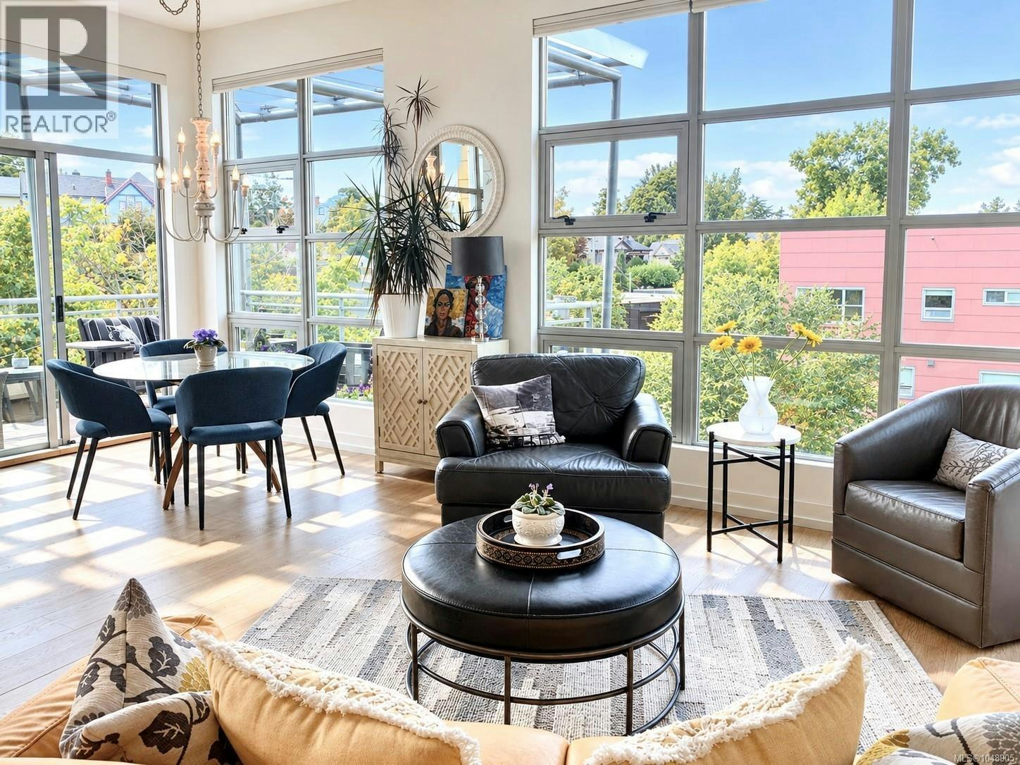 401-797 Tyee Road, Victoria, BC, V9A 7R4