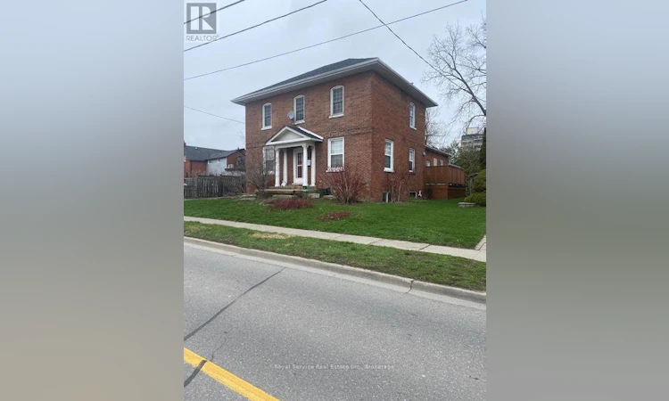 102 C Queen Street