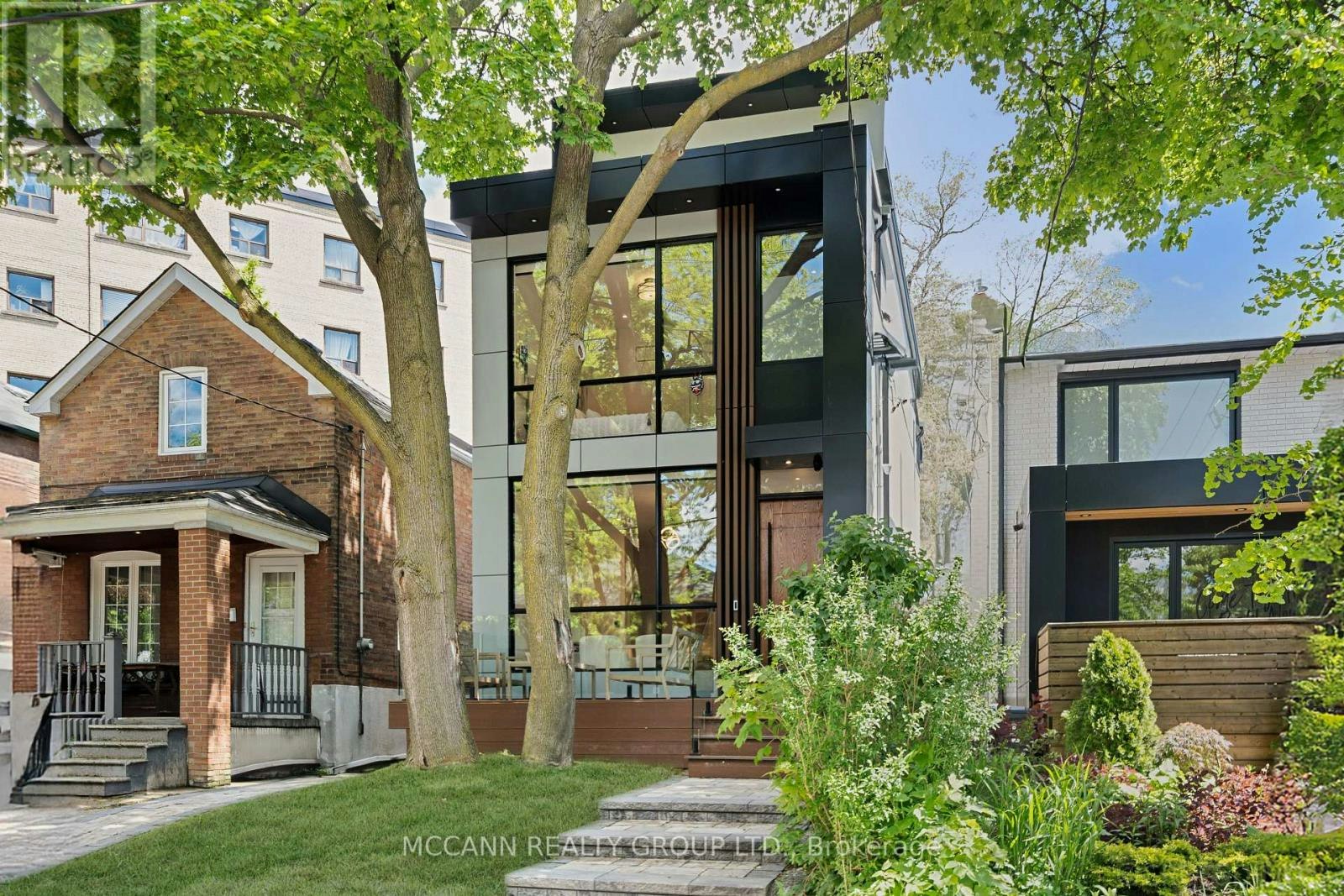 311 Wychwood Avenue, Toronto, ON, M6C 2T6