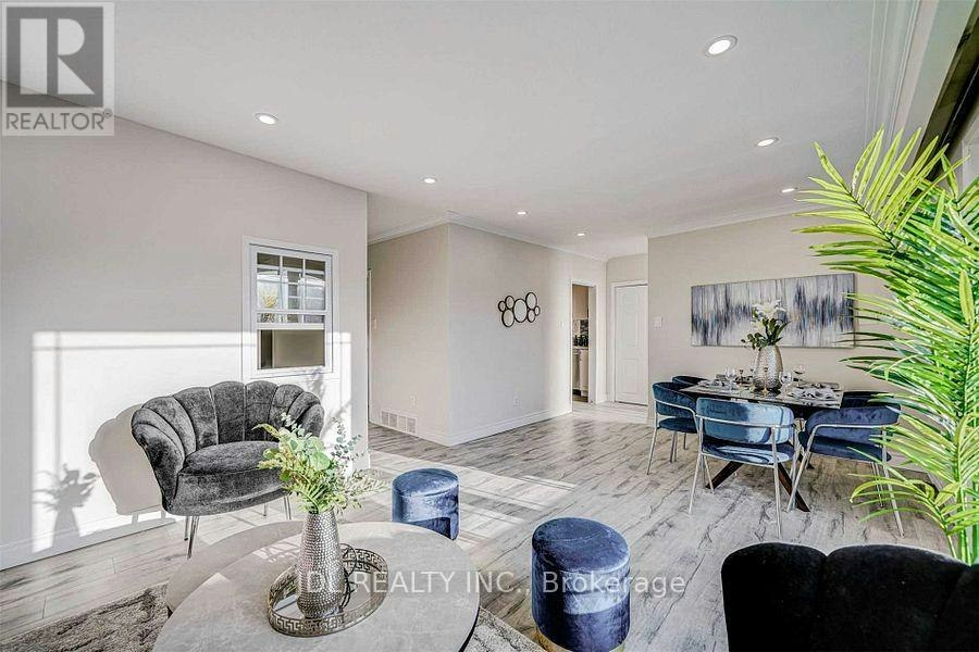 47 Greyhound Drive, Toronto, ON, M2H 1K2 - 5