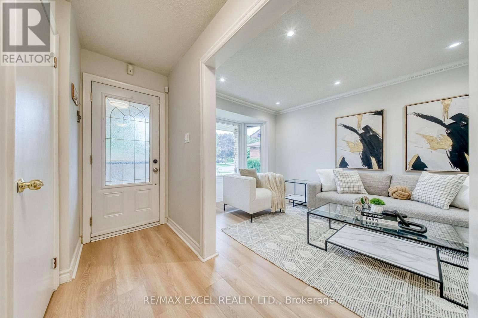 1019 Rouge Valley Drive, Pickering, ON, L1V 4N8 - 3