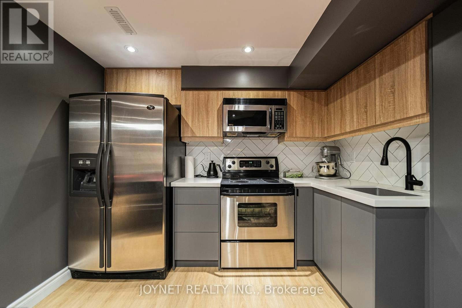 36 Newbridge Avenue, Richmond Hill, ON, L4E 3Z9 - 18