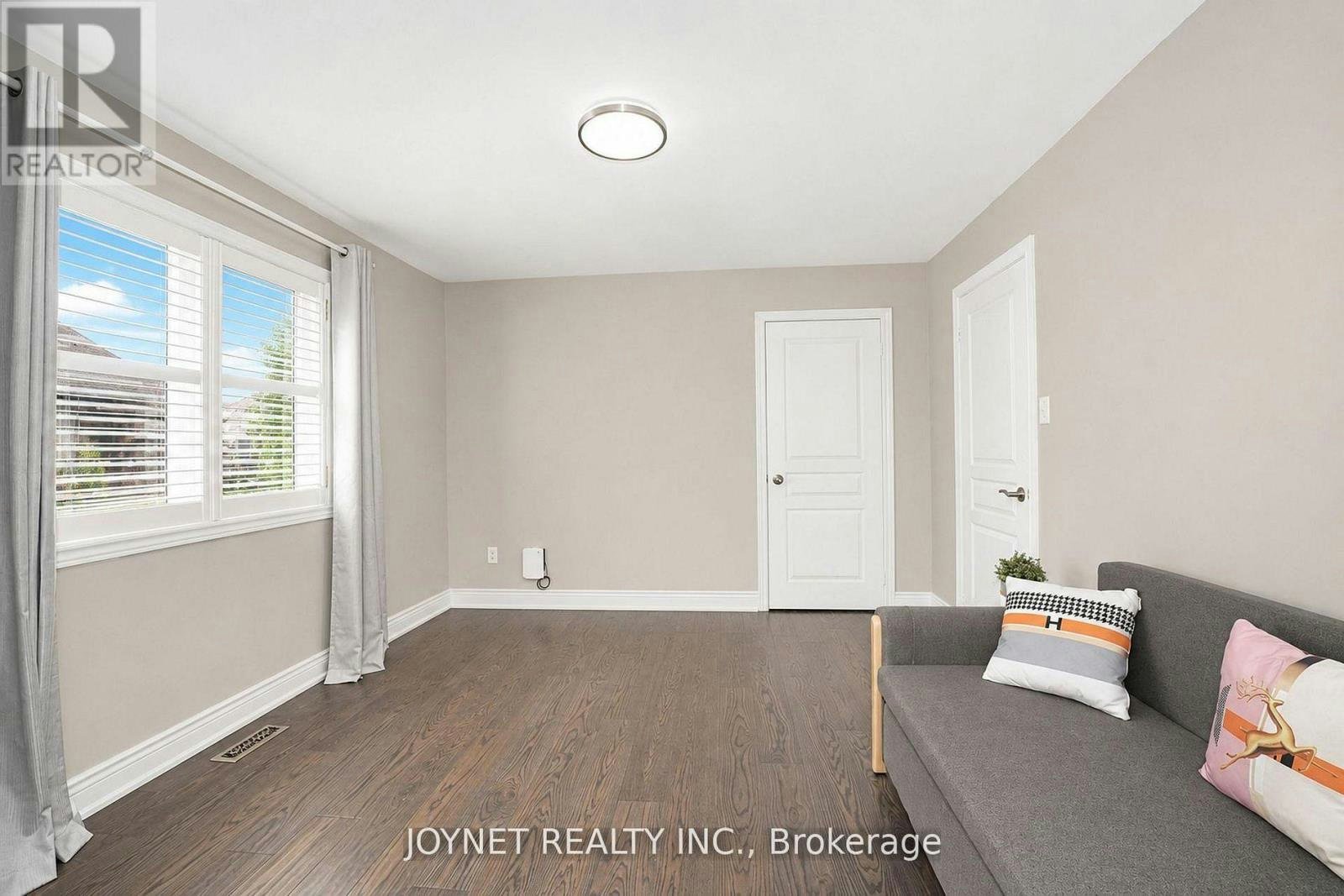 36 Newbridge Avenue, Richmond Hill, ON, L4E 3Z9 - 13