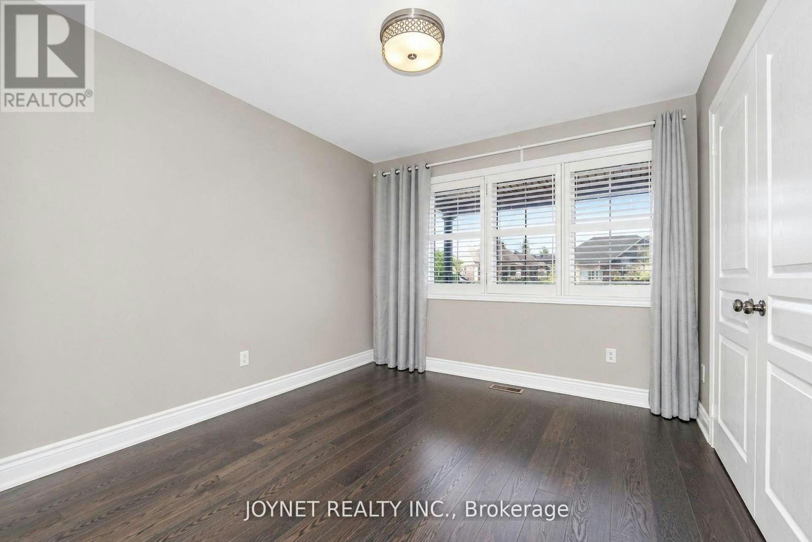36 Newbridge Avenue, Richmond Hill, ON, L4E 3Z9 - 11