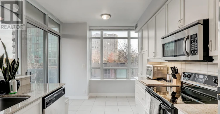 303-80 Absolute Avenue, Mississauga, ON, L4Z 0A5 - 7