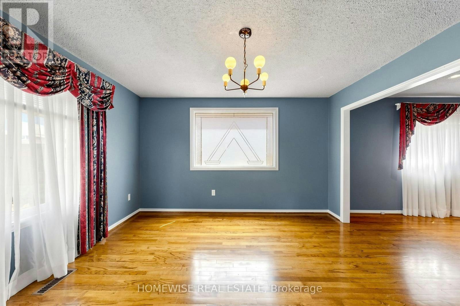 MAIN-11 Briarcliffe Crescent, Vaughan, ON, L4J 7G5 - 2