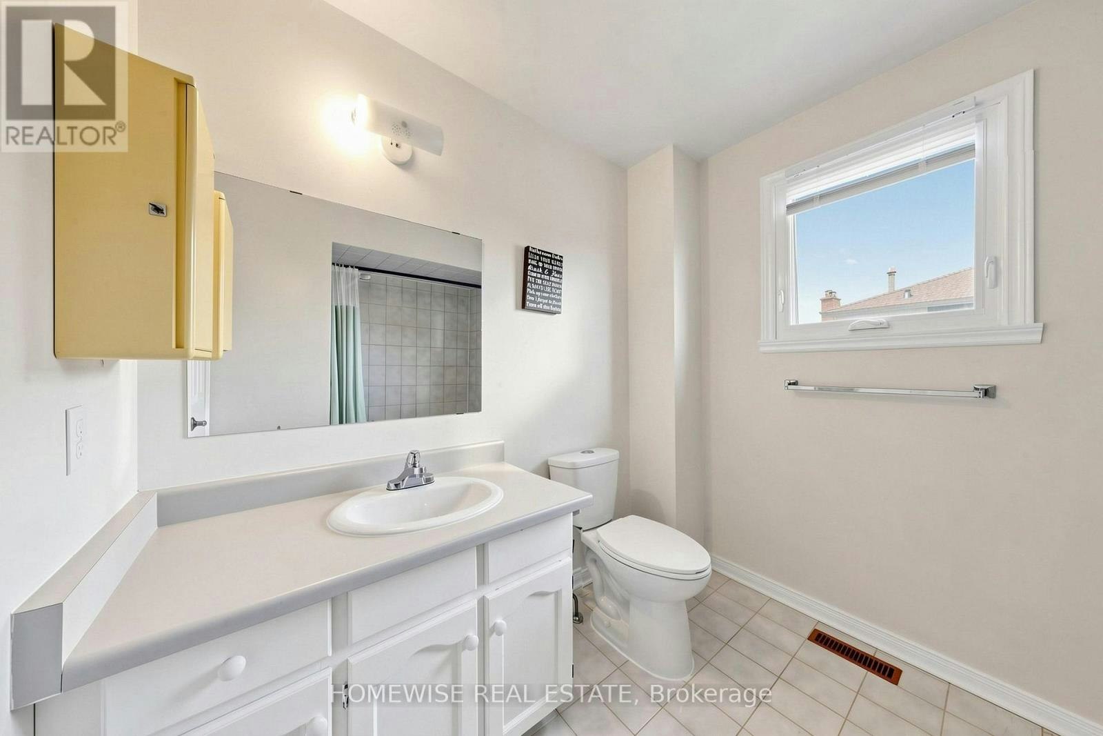 MAIN-11 Briarcliffe Crescent, Vaughan, ON, L4J 7G5 - 26