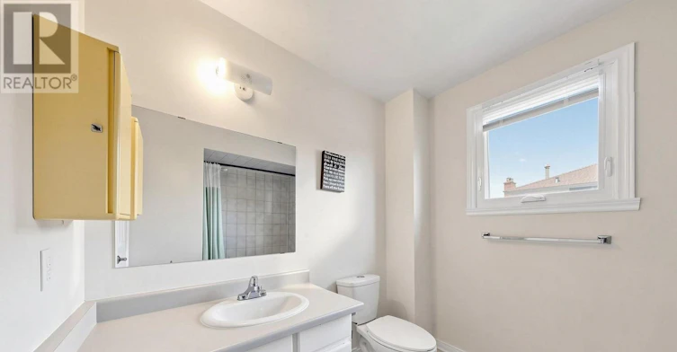 MAIN-11 Briarcliffe Crescent, Vaughan, ON, L4J 7G5 - 26