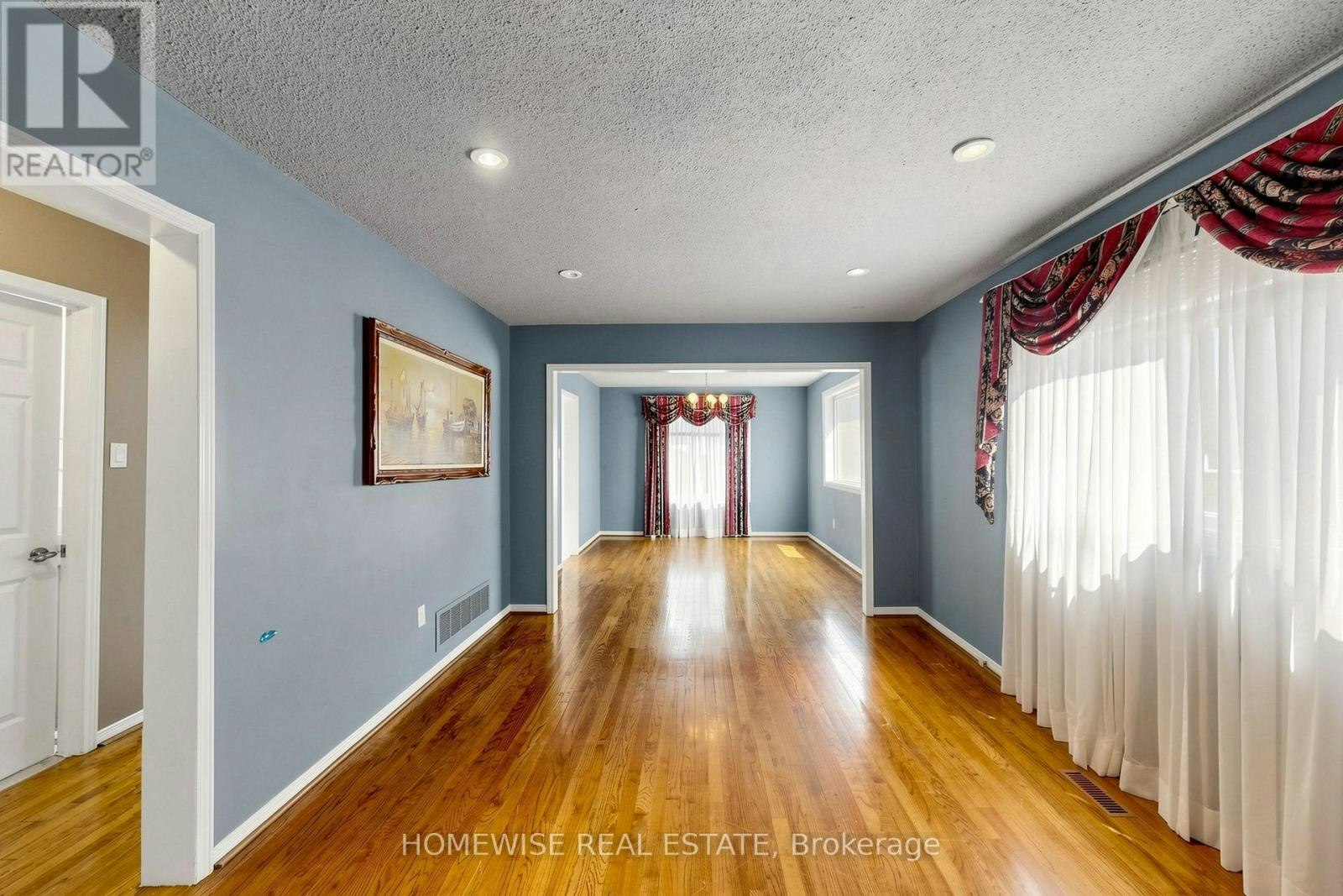 MAIN-11 Briarcliffe Crescent, Vaughan, ON, L4J 7G5 - 8