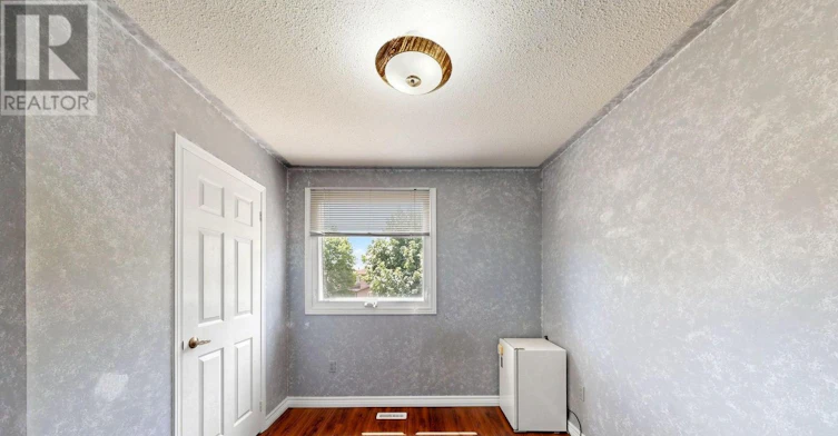 MAIN-11 Briarcliffe Crescent, Vaughan, ON, L4J 7G5 - 33