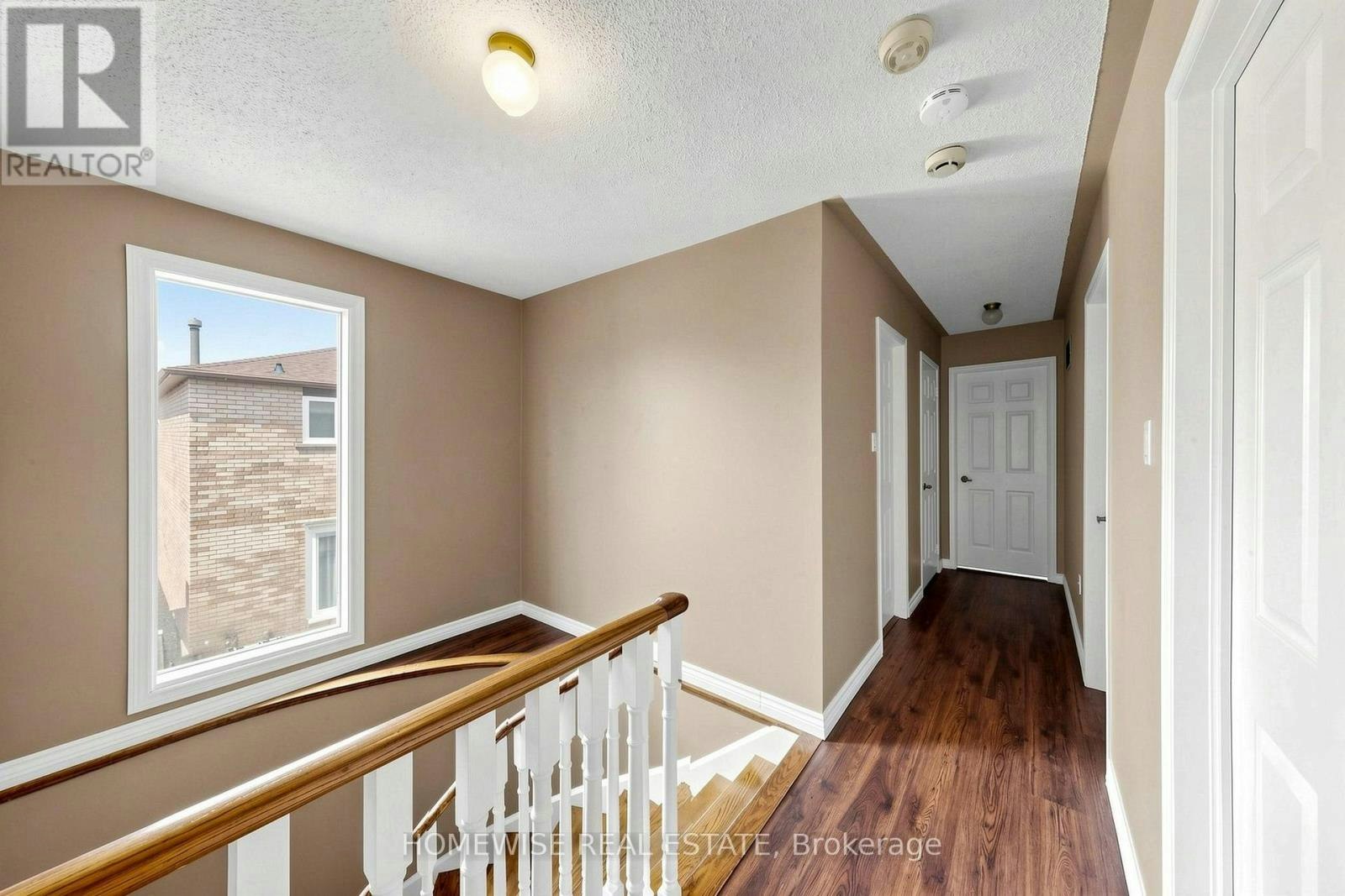 MAIN-11 Briarcliffe Crescent, Vaughan, ON, L4J 7G5 - 20