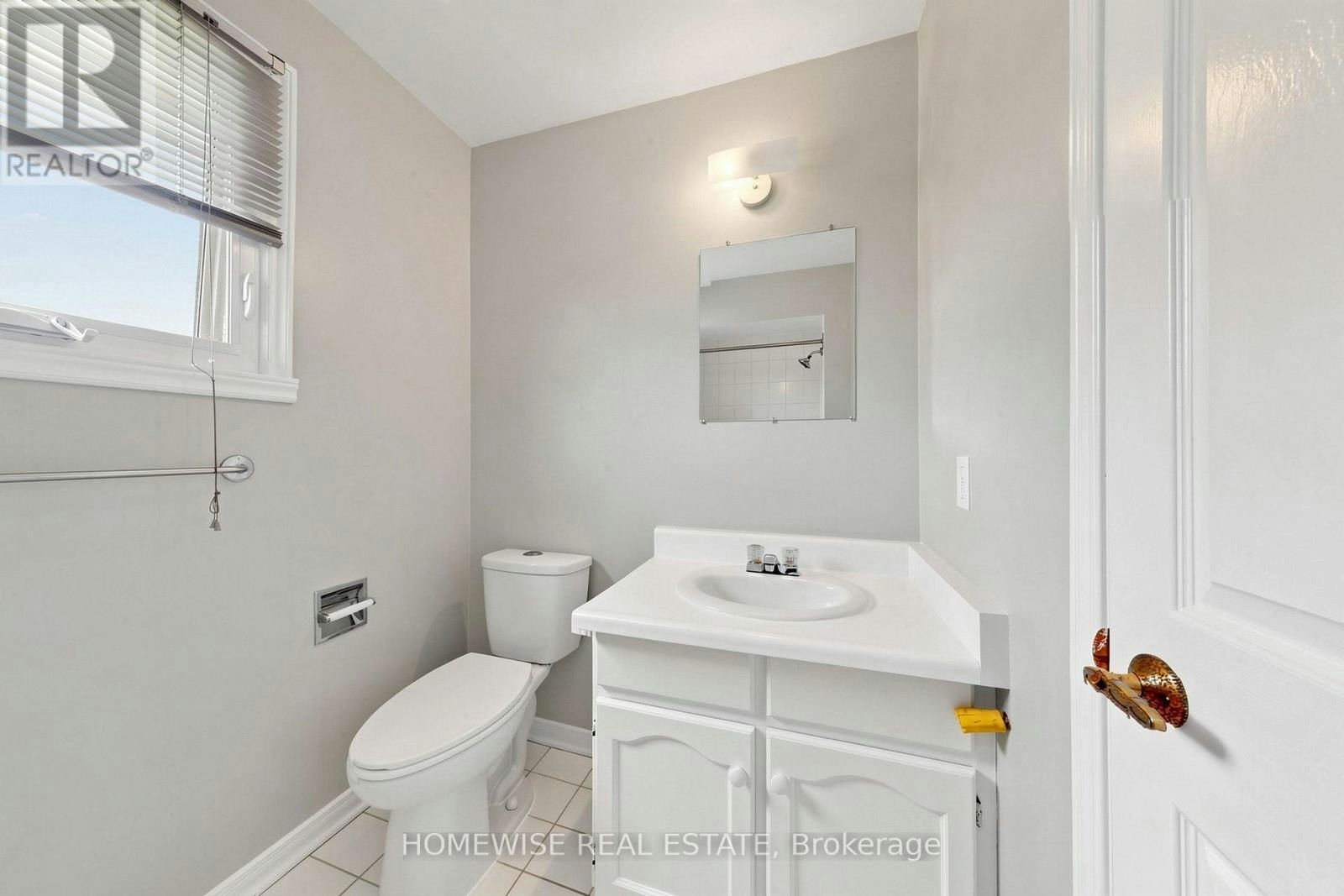 MAIN-11 Briarcliffe Crescent, Vaughan, ON, L4J 7G5 - 34