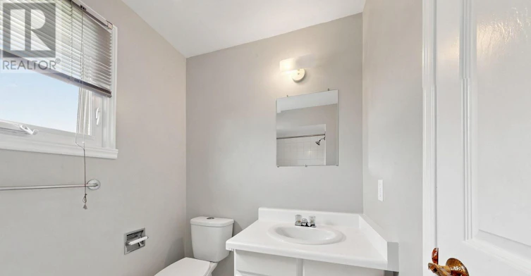 MAIN-11 Briarcliffe Crescent, Vaughan, ON, L4J 7G5 - 34