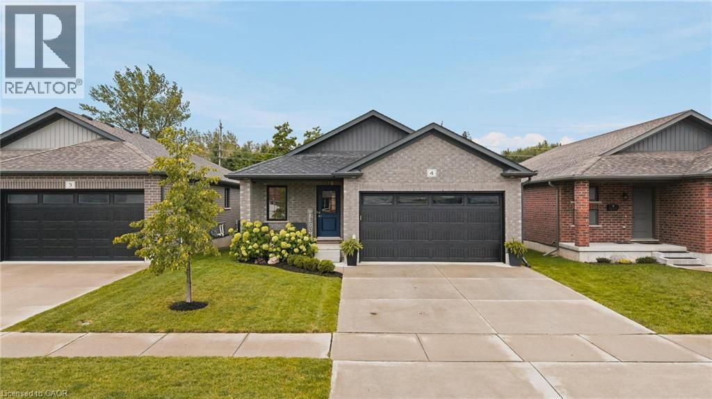 4 Parkmeadow Place, Listowel, ON, N4W 0A9