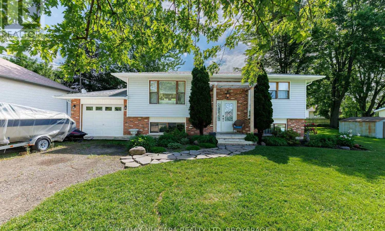 88 Pleasant Avenue N