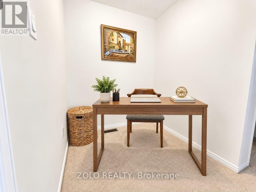 33 Walkview Crescent, Richmond Hill, ON, L4E 4H5 - 12