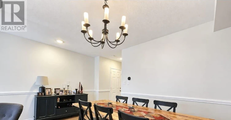33 Walkview Crescent, Richmond Hill, ON, L4E 4H5 - 4