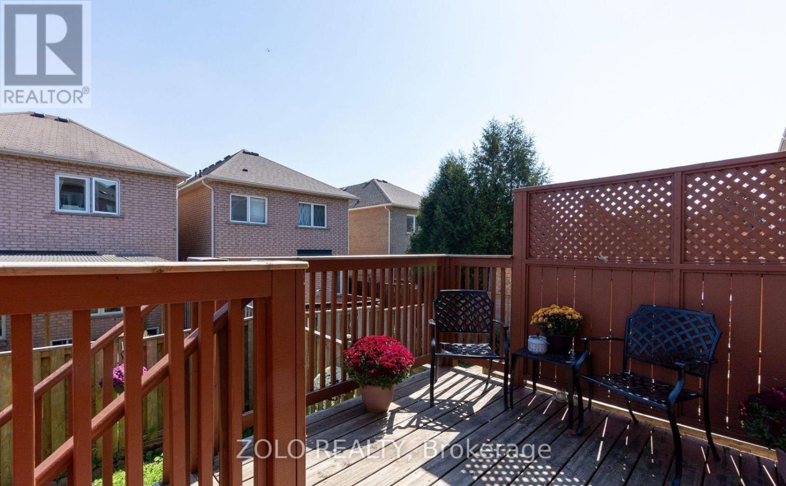 33 Walkview Crescent, Richmond Hill, ON, L4E 4H5 - 18