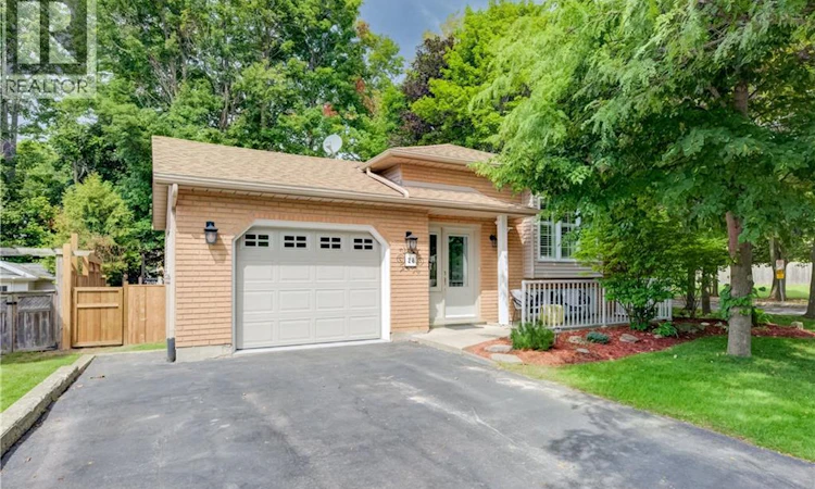 28 Forrest Avenue W