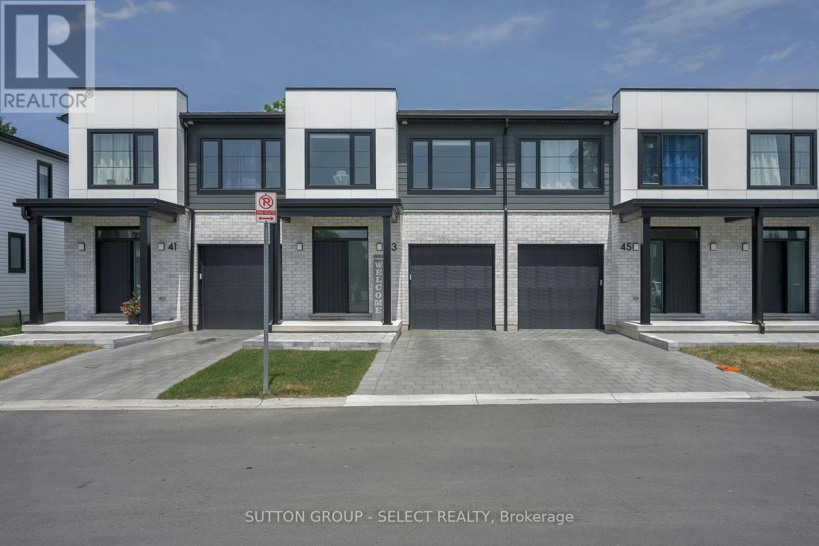 43-101 Swales Avenue, Strathroy, ON, N7G 0C1
