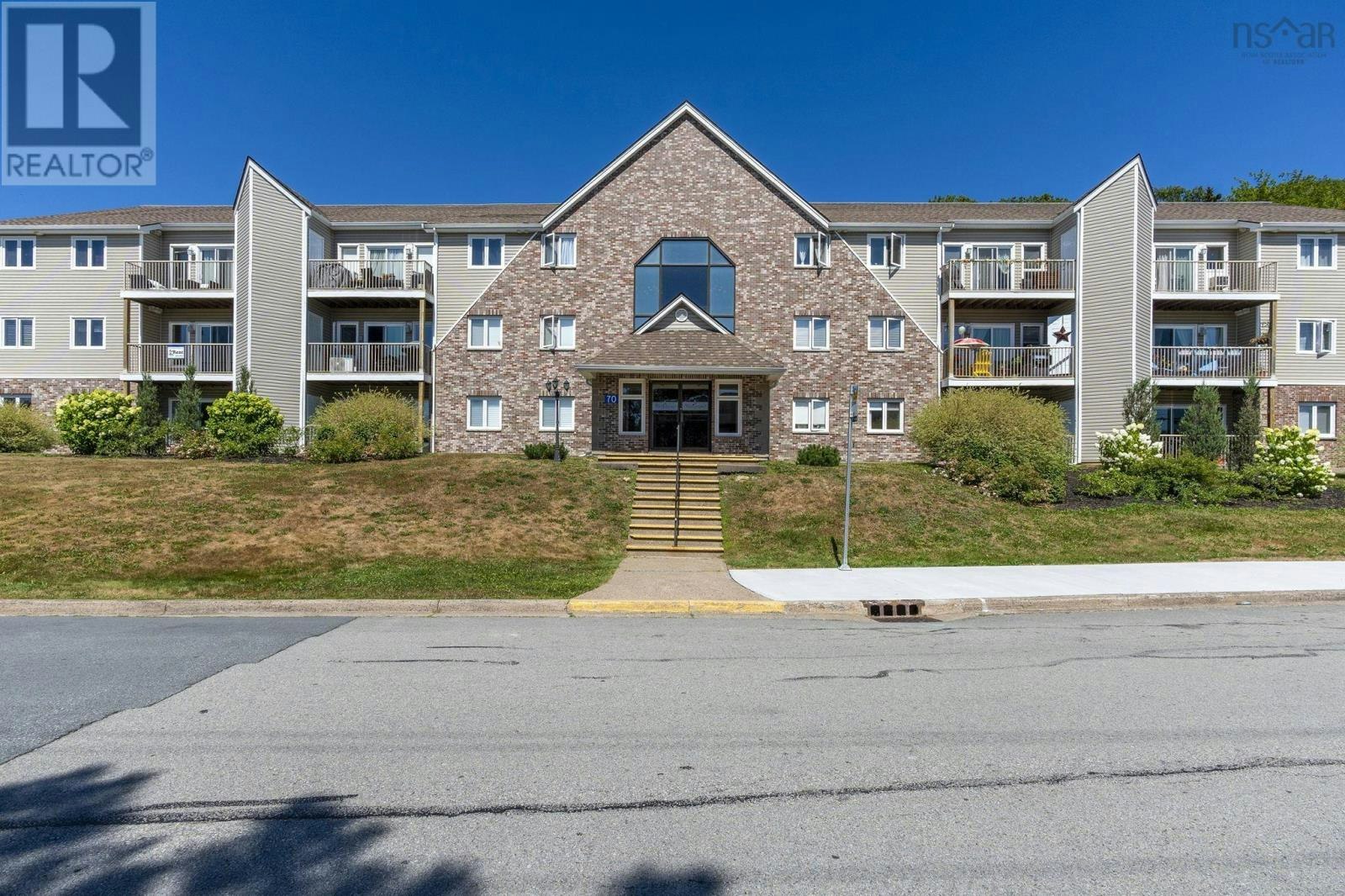 15-70 Collins Grove, Dartmouth, NS, B2W 4E6