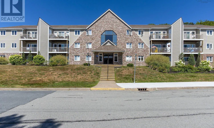 15-70 Collins Grove