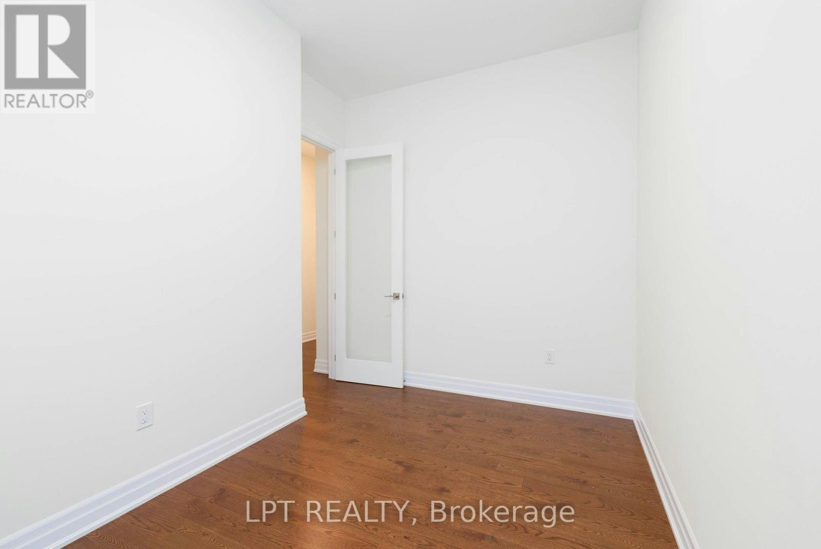 32 Max Bulmer Court, Georgina, ON, L3X 3J9 - 16