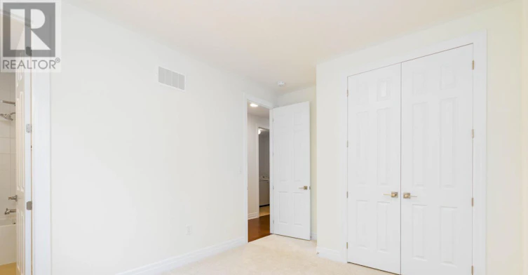 32 Max Bulmer Court, Georgina, ON, L3X 3J9 - 31